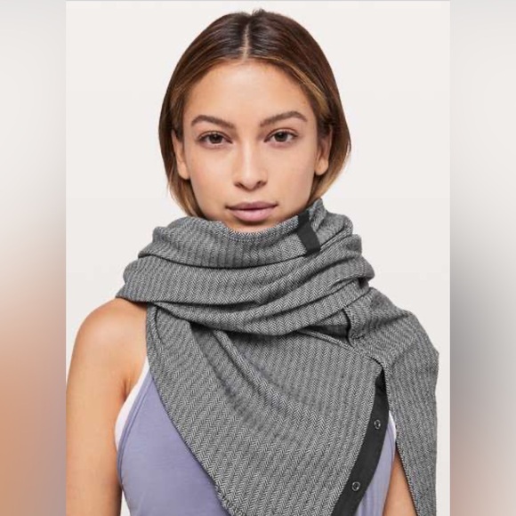 Lululemon Matched Set | Vinyasa Scarf & Cross Chill Beanie | LuluDoYou Duo | NWT - Picture 1 of 11